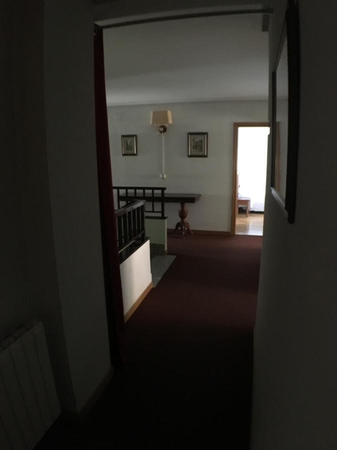 Hostal ** Ec León Eksteriør bilde